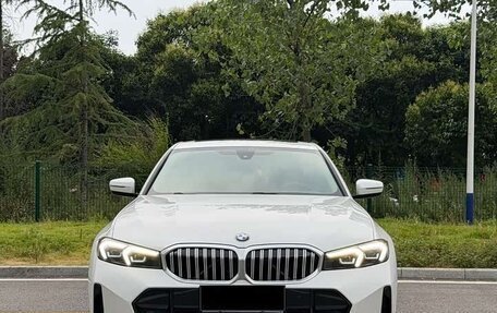 BMW 3 серия, 2023 год, 2 700 000 рублей, 2 фотография