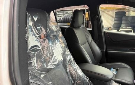 Toyota Harrier, 2017 год, 2 320 000 рублей, 7 фотография