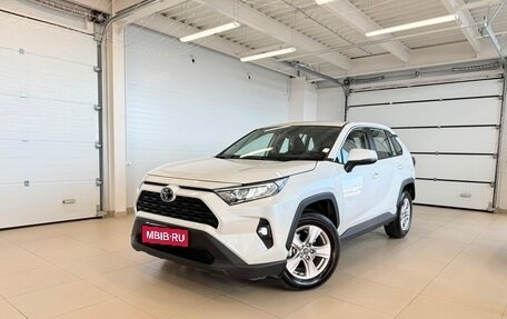Toyota RAV4, 2025 год, 3 699 900 рублей, 1 фотография