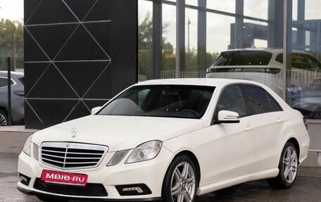 Mercedes-Benz E-Класс, 2011 год, 1 210 000 рублей, 1 фотография