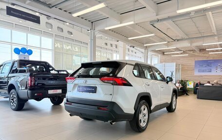 Toyota RAV4, 2025 год, 3 699 900 рублей, 6 фотография