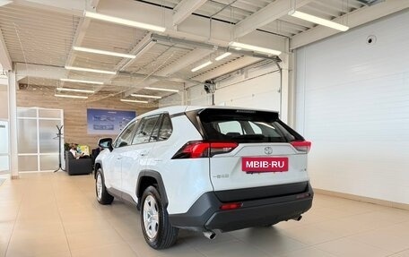 Toyota RAV4, 2025 год, 3 699 900 рублей, 4 фотография