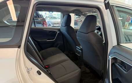 Toyota RAV4, 2025 год, 3 699 900 рублей, 19 фотография