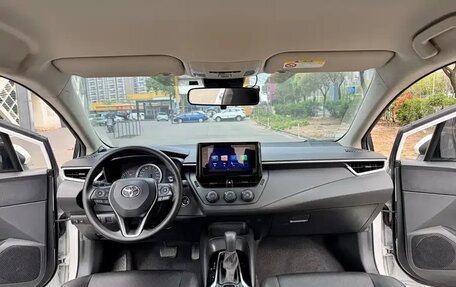 Toyota Corolla, 2023 год, 1 350 000 рублей, 7 фотография