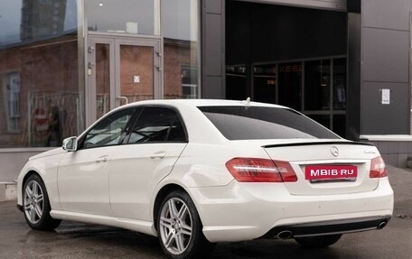 Mercedes-Benz E-Класс, 2011 год, 1 210 000 рублей, 7 фотография