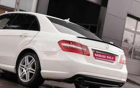 Mercedes-Benz E-Класс, 2011 год, 1 210 000 рублей, 15 фотография