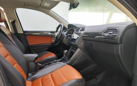 Volkswagen Tiguan II, 2019 год, 2 785 000 рублей, 13 фотография