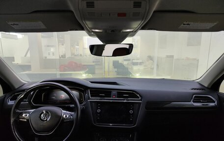 Volkswagen Tiguan II, 2019 год, 2 785 000 рублей, 17 фотография