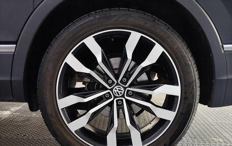 Volkswagen Tiguan II, 2019 год, 2 785 000 рублей, 22 фотография