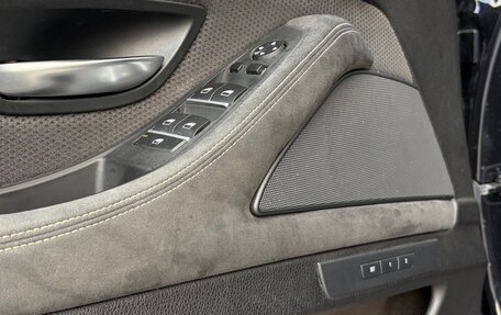 BMW 5 серия, 2015 год, 2 690 000 рублей, 11 фотография