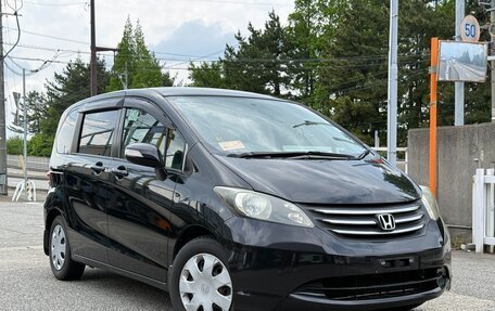 Honda Freed I, 2010 год, 700 000 рублей, 3 фотография