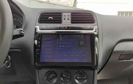 Volkswagen Polo VI (EU Market), 2014 год, 735 000 рублей, 18 фотография