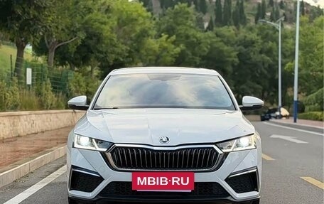 Skoda Octavia IV, 2021 год, 1 970 000 рублей, 2 фотография