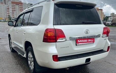 Toyota Land Cruiser 200, 2013 год, 4 500 000 рублей, 3 фотография