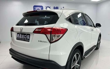 Honda Vezel, 2022 год, 1 680 000 рублей, 4 фотография