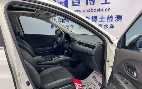 Honda Vezel, 2022 год, 1 680 000 рублей, 9 фотография