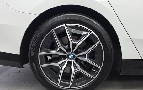 BMW 5 серия, 2024 год, 5 360 000 рублей, 6 фотография