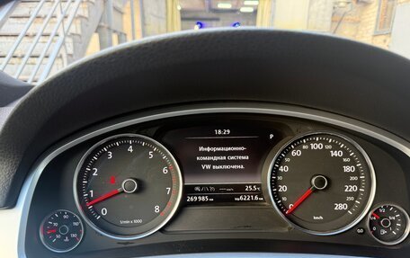 Volkswagen Touareg III, 2013 год, 1 650 000 рублей, 10 фотография
