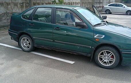 Volkswagen Polo III рестайлинг, 1996 год, 50 000 рублей, 1 фотография