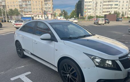 Chevrolet Cruze II, 2011 год, 750 000 рублей, 3 фотография