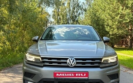 Volkswagen Tiguan II, 2019 год, 2 985 000 рублей, 3 фотография
