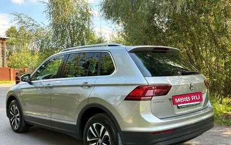 Volkswagen Tiguan II, 2019 год, 2 985 000 рублей, 10 фотография