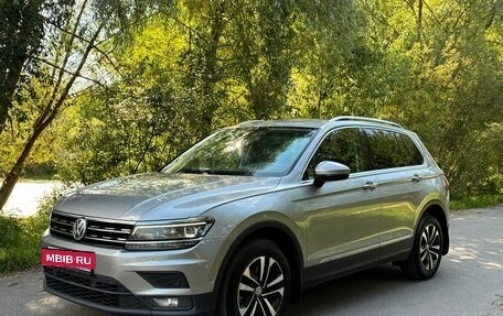 Volkswagen Tiguan II, 2019 год, 2 985 000 рублей, 4 фотография