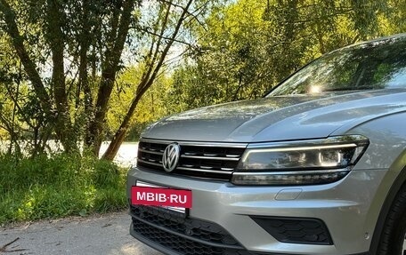 Volkswagen Tiguan II, 2019 год, 2 985 000 рублей, 7 фотография