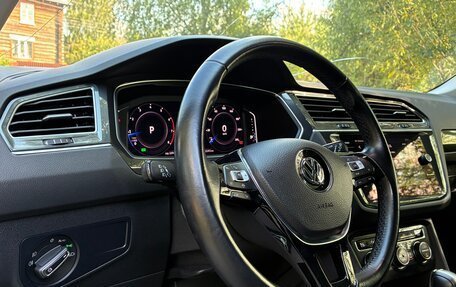 Volkswagen Tiguan II, 2019 год, 2 985 000 рублей, 19 фотография