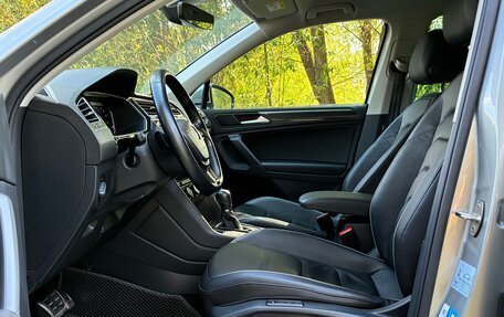 Volkswagen Tiguan II, 2019 год, 2 985 000 рублей, 17 фотография