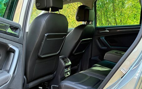 Volkswagen Tiguan II, 2019 год, 2 985 000 рублей, 30 фотография