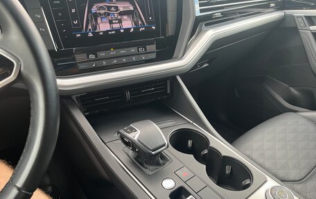 Volkswagen Touareg III, 2021 год, 6 500 000 рублей, 12 фотография