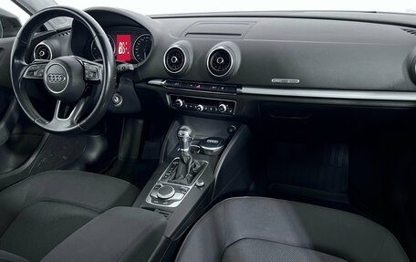 Audi A3, 2016 год, 1 820 000 рублей, 17 фотография
