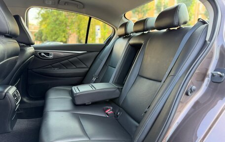 Infiniti Q50 I рестайлинг, 2015 год, 1 590 000 рублей, 9 фотография