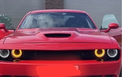 Dodge Challenger III рестайлинг 2, 2018 год, 3 950 000 рублей, 1 фотография