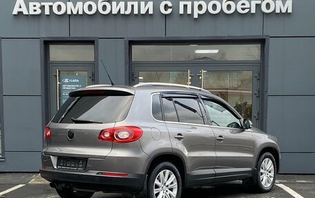Volkswagen Tiguan I, 2009 год, 999 000 рублей, 2 фотография