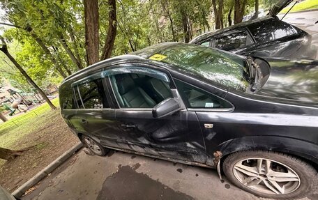 Opel Zafira B, 2006 год, 370 000 рублей, 2 фотография