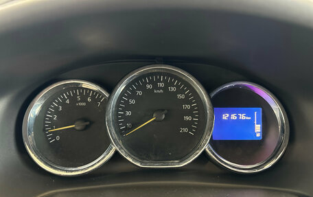 Renault Logan II, 2014 год, 749 000 рублей, 11 фотография