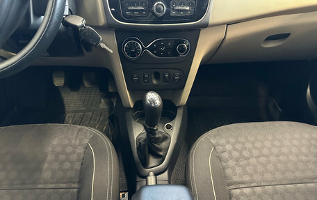 Renault Logan II, 2014 год, 749 000 рублей, 13 фотография