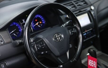 Toyota Camry, 2017 год, 2 490 000 рублей, 13 фотография