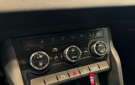 Skoda Karoq I, 2021 год, 2 390 000 рублей, 18 фотография