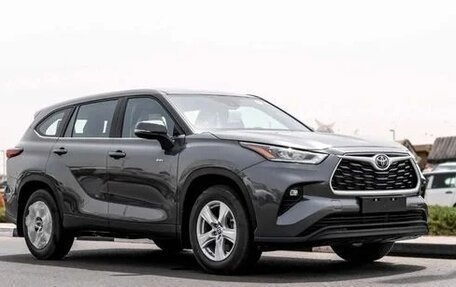 Toyota Highlander, 2026 год, 8 450 000 рублей, 1 фотография