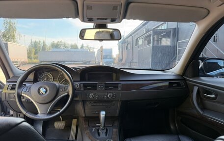 BMW 3 серия, 2011 год, 1 300 000 рублей, 14 фотография