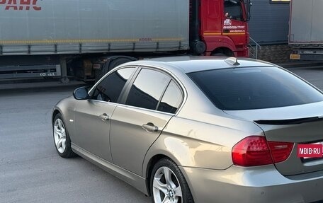 BMW 3 серия, 2011 год, 1 300 000 рублей, 8 фотография