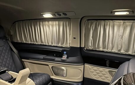 Mercedes-Benz V-Класс, 2022 год, 10 500 000 рублей, 23 фотография