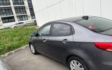 KIA Rio III рестайлинг, 2017 год, 875 000 рублей, 4 фотография