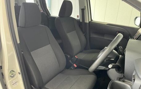 Toyota Sienta, 2023 год, 1 207 009 рублей, 6 фотография