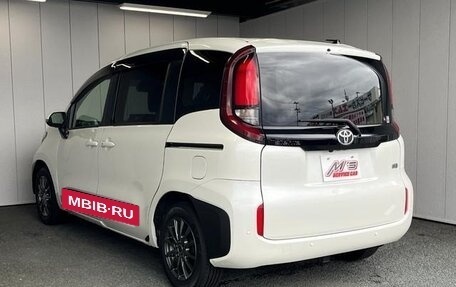 Toyota Sienta, 2023 год, 1 207 009 рублей, 5 фотография