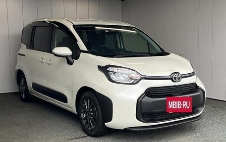 Toyota Sienta, 2023 год, 1 207 009 рублей, 2 фотография