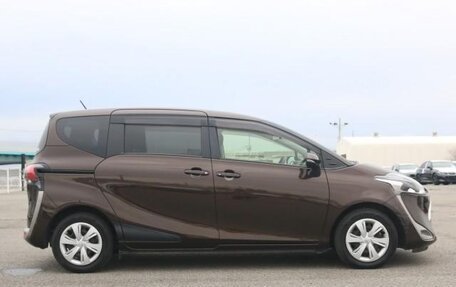 Toyota Sienta II, 2022 год, 1 178 009 рублей, 7 фотография